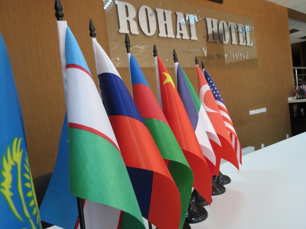 Rohat Hotel Chilonzor Ташкент Екстер'єр фото