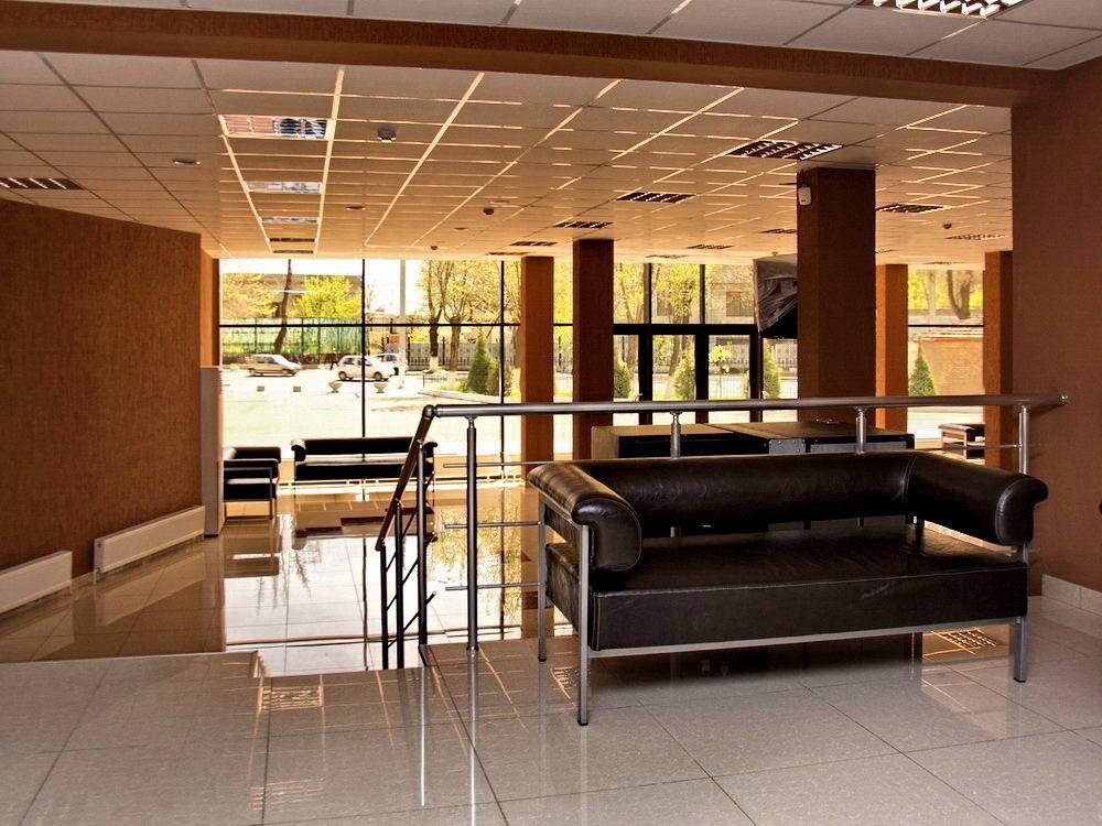 Rohat Hotel Chilonzor Ташкент Екстер'єр фото
